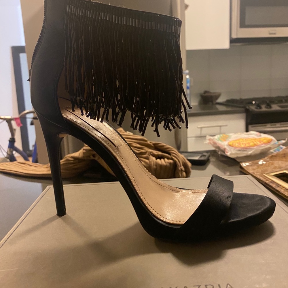 BCBG MAXAZRIA MA DEVINE BLACK HEELS